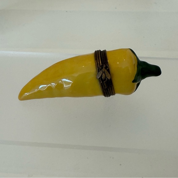 The Limoges Hand Painted Yellow Chili Pepper Form Trinket Box with Fly Clasp